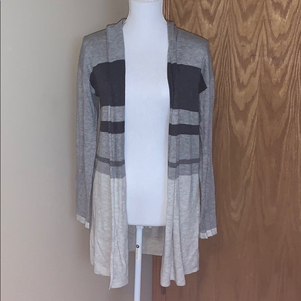 GAP cardigan